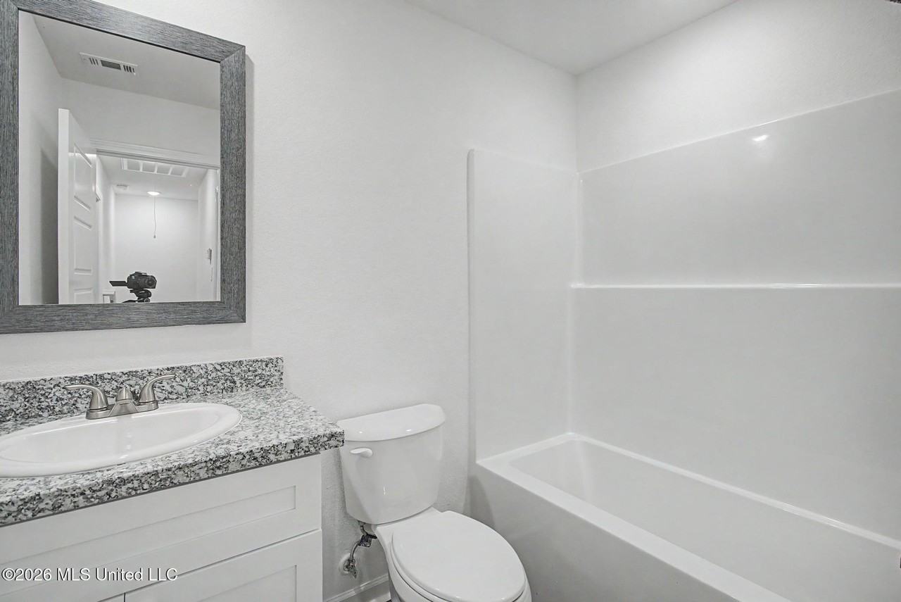 Hunters Glen Ln - Photo 4 of 10