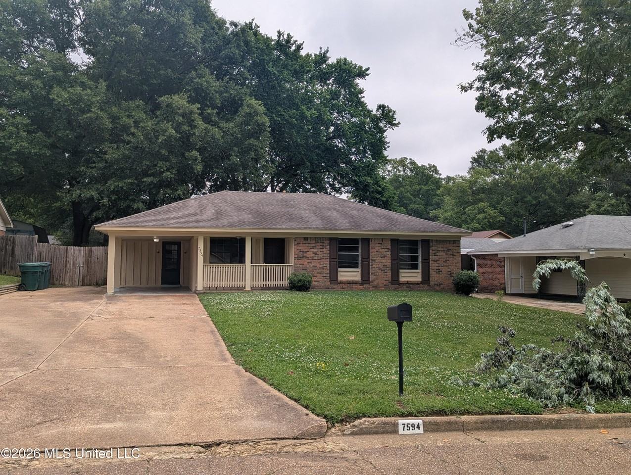 7594 Rockingham Dr