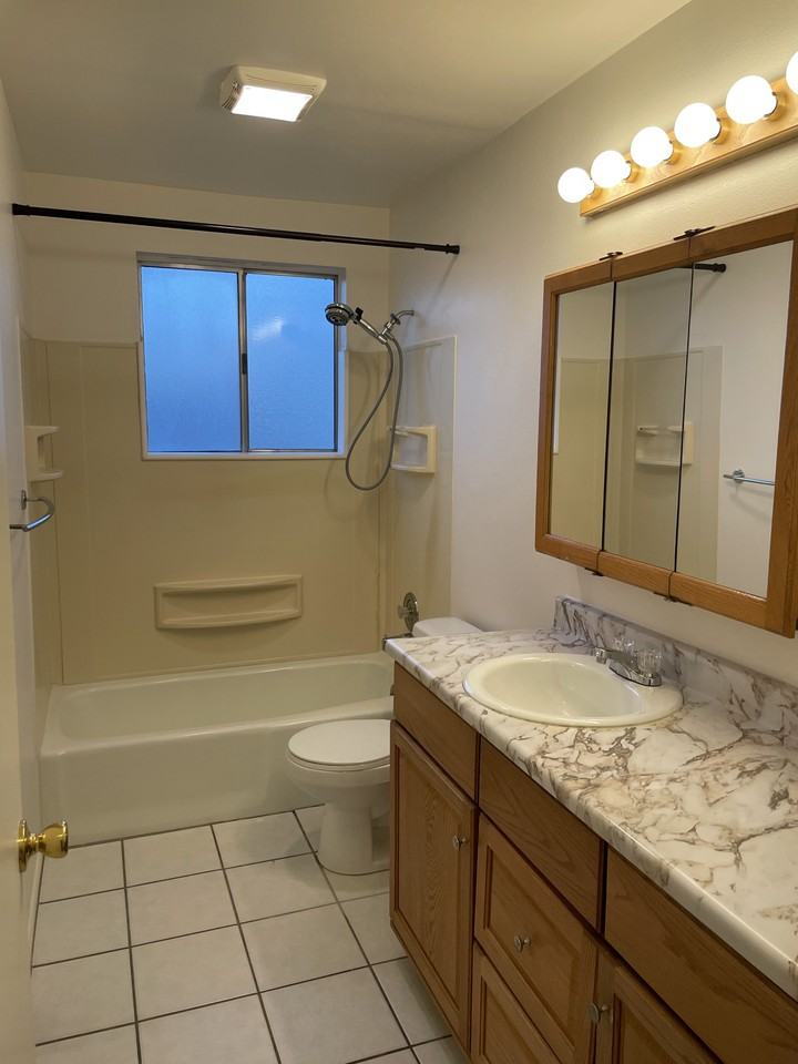 3057 W 12600 S #MAIN - Photo 2 of 50
