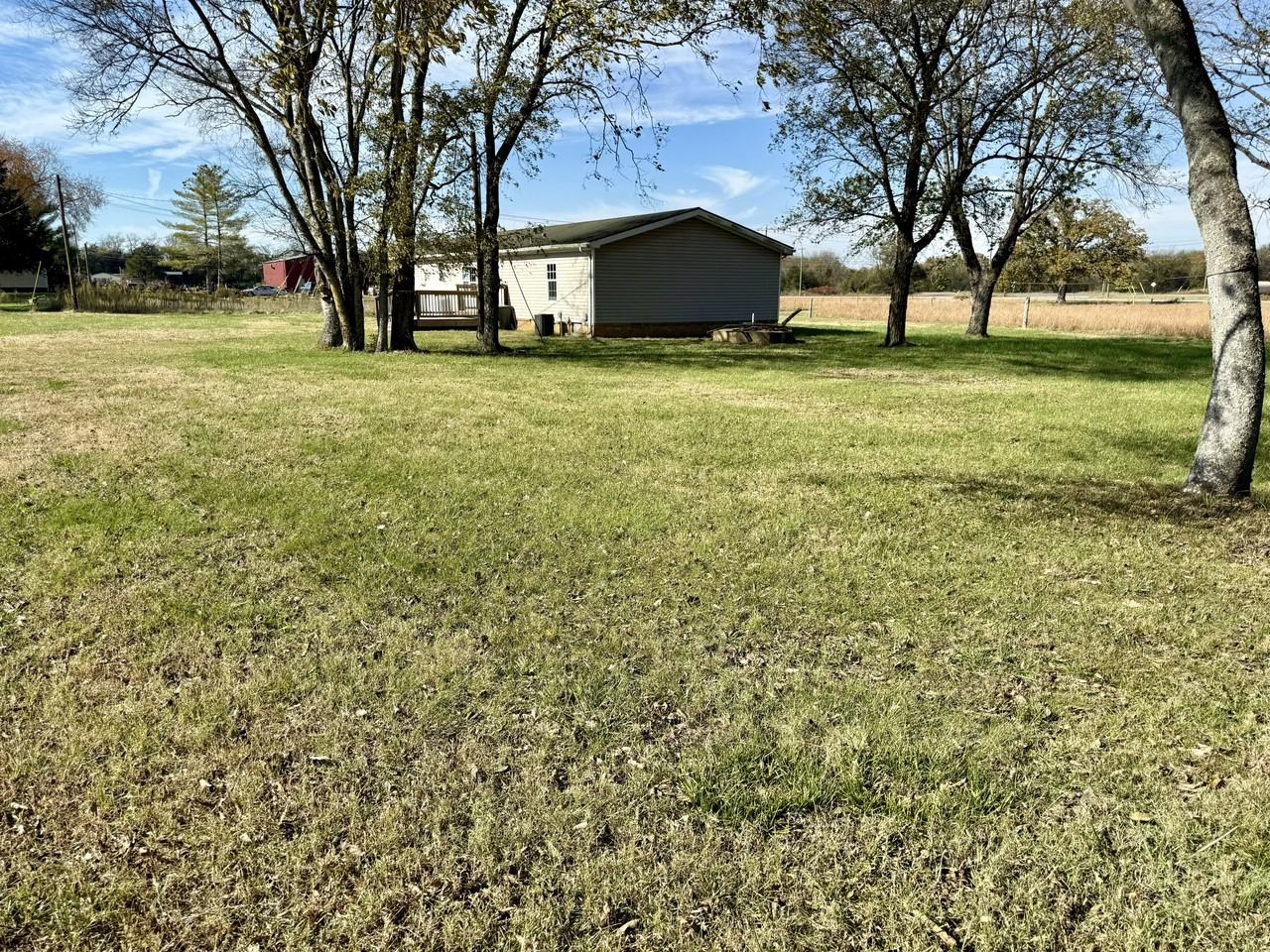 6124 Sledge Rd - Photo 5 of 39