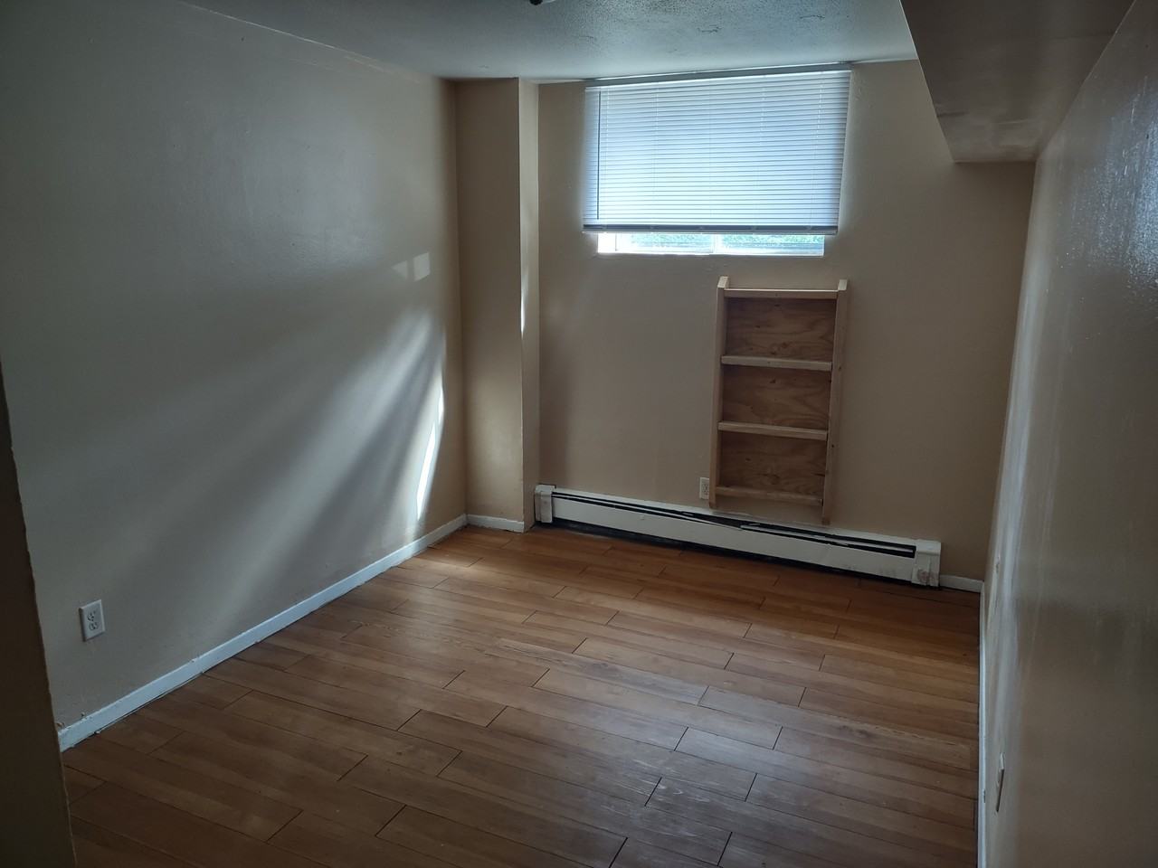 1034 Suburban Ave #104 - Photo 5 of 5