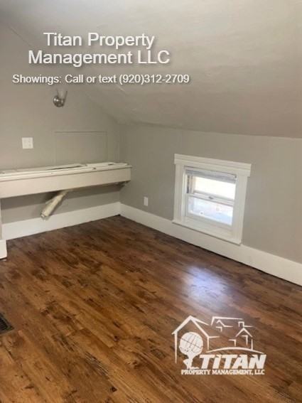 852 Jackson St - Photo 3 of 9
