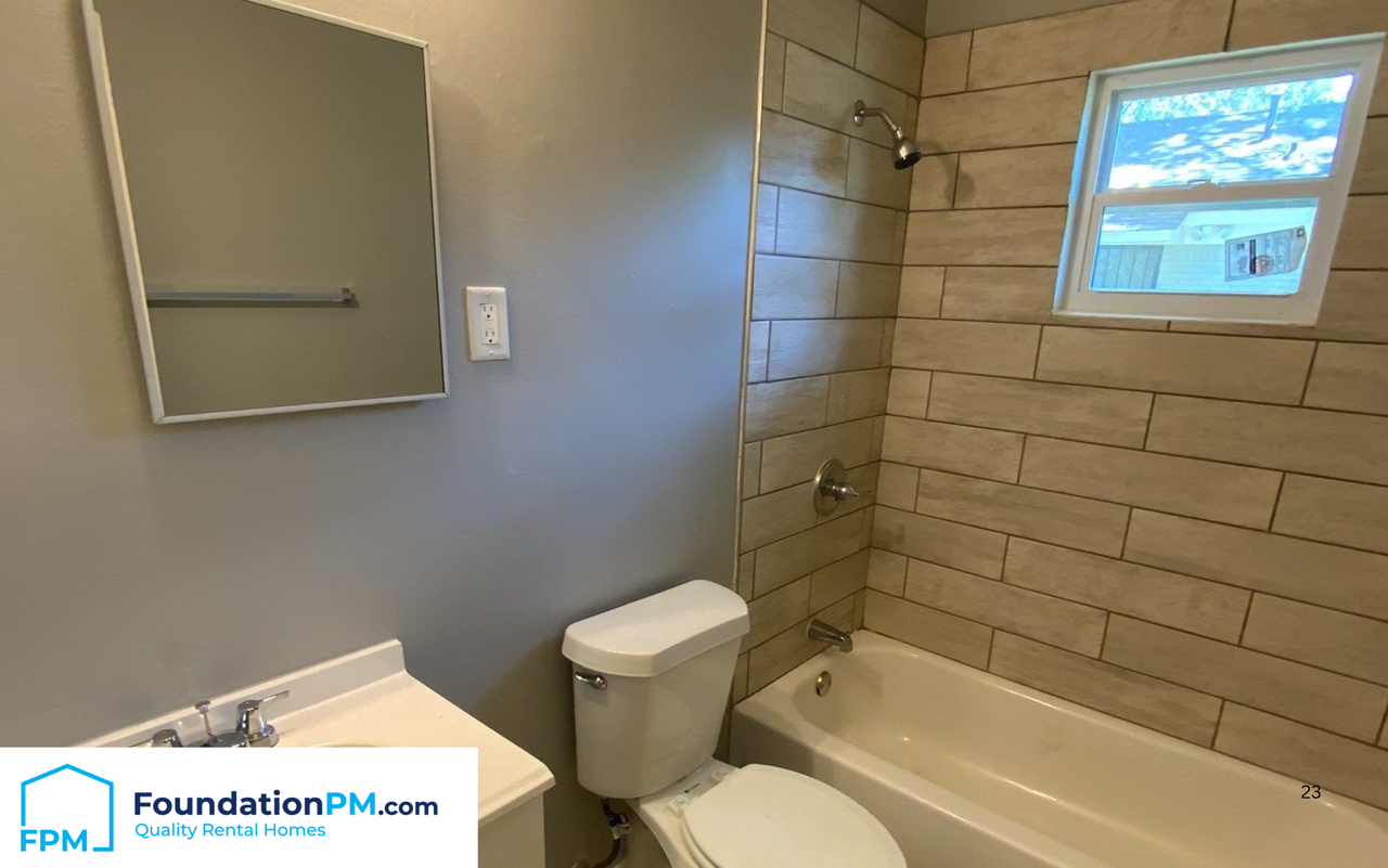 3050 Sinclair St - Photo 2 of 8