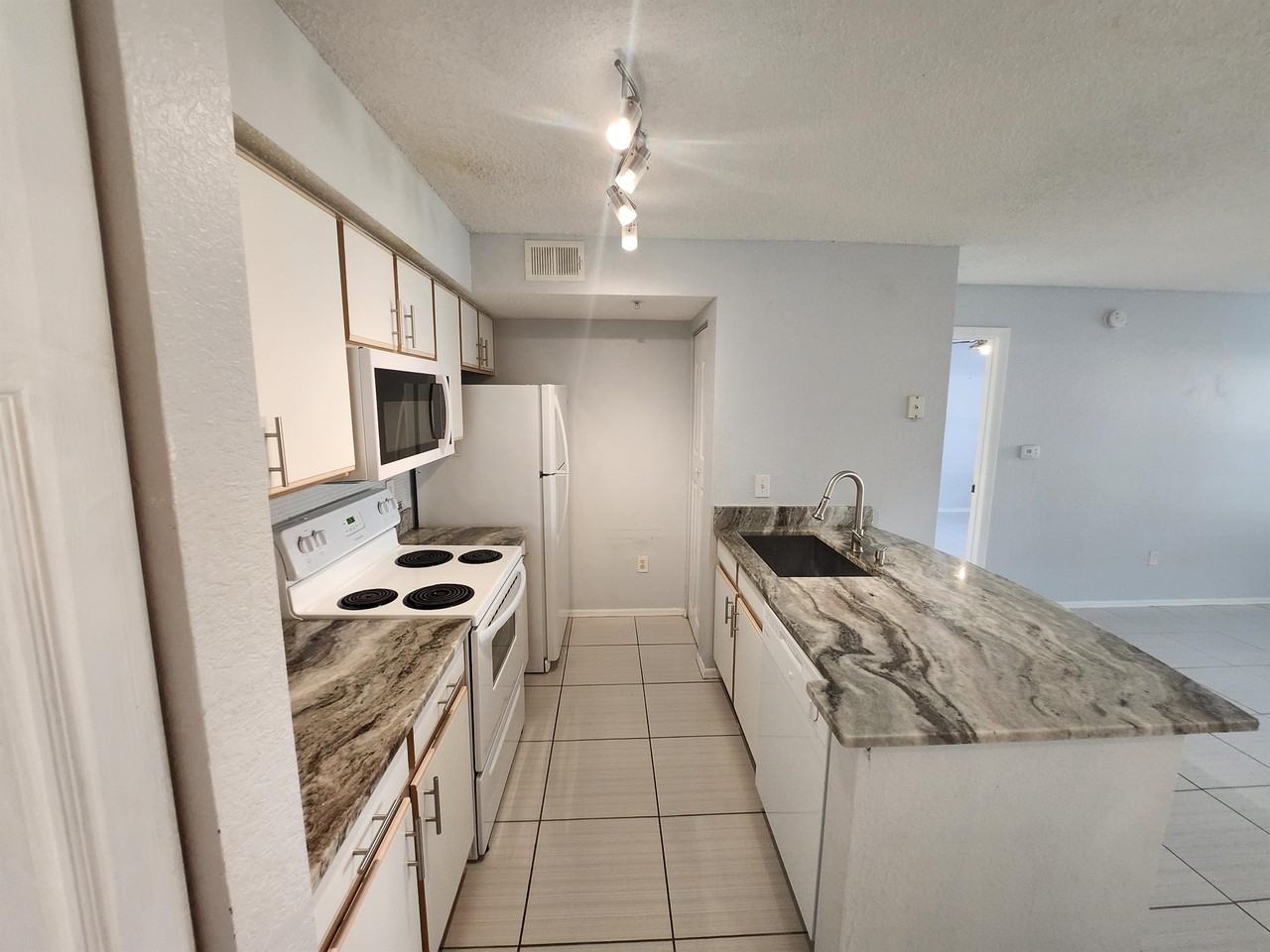 2207 Antigua Pl #1 - Photo 2 of 20