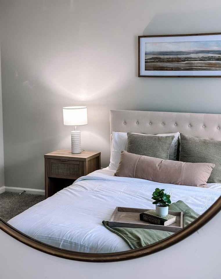Hampton Center Apartments - Photo 4 of 19