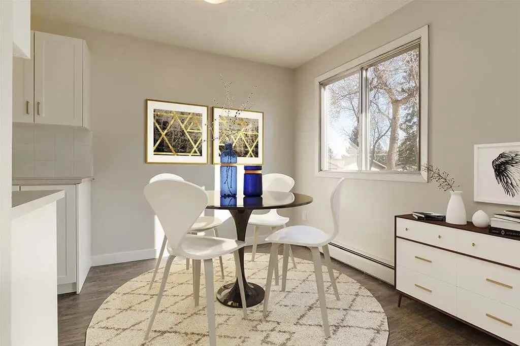 Viking Apartments - Photo 2 of 11