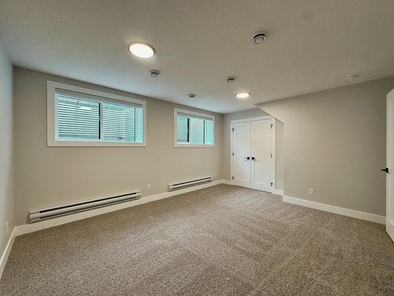 2620R 28 Ave Sw - Photo 7 of 20