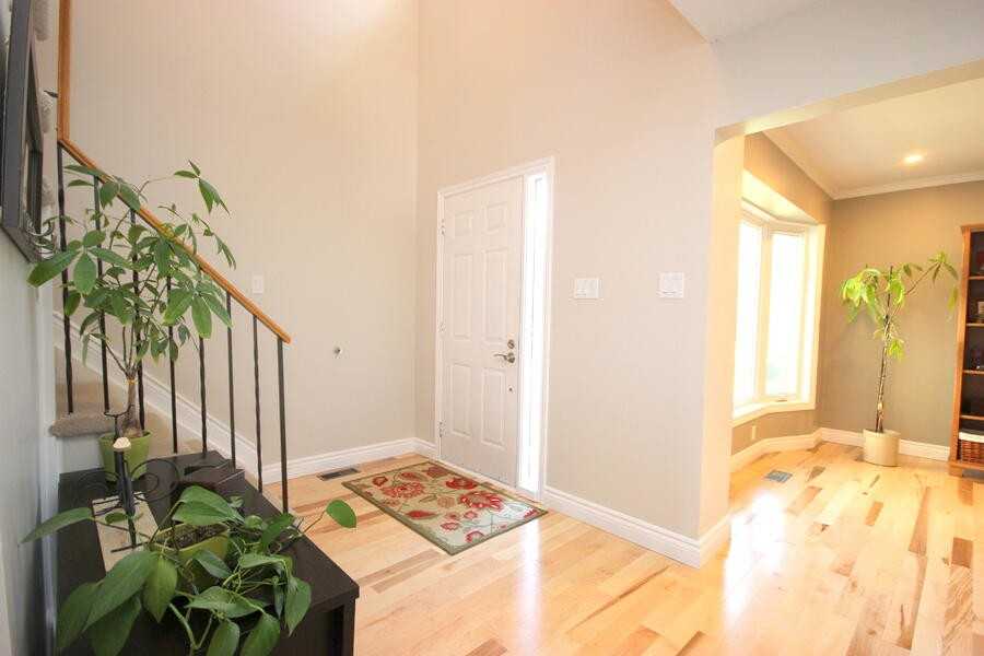 18 Chickasaw Crescent - Photo 7 of 11