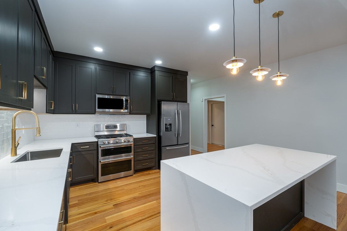 135 50th Ave N - Photo 2 of 50