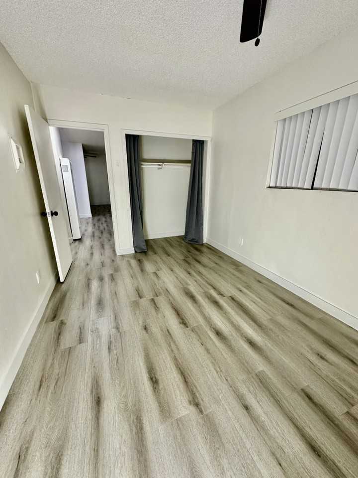 5039 Alhambra Ave - Photo 6 of 8