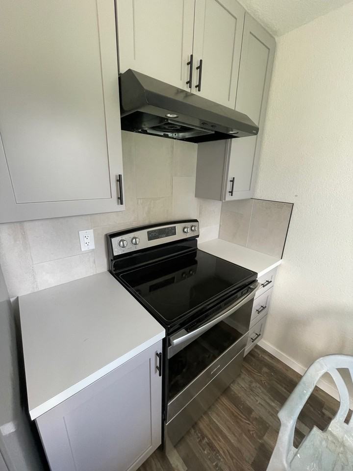 8921 Northwood Rd #5 - Photo 5 of 13