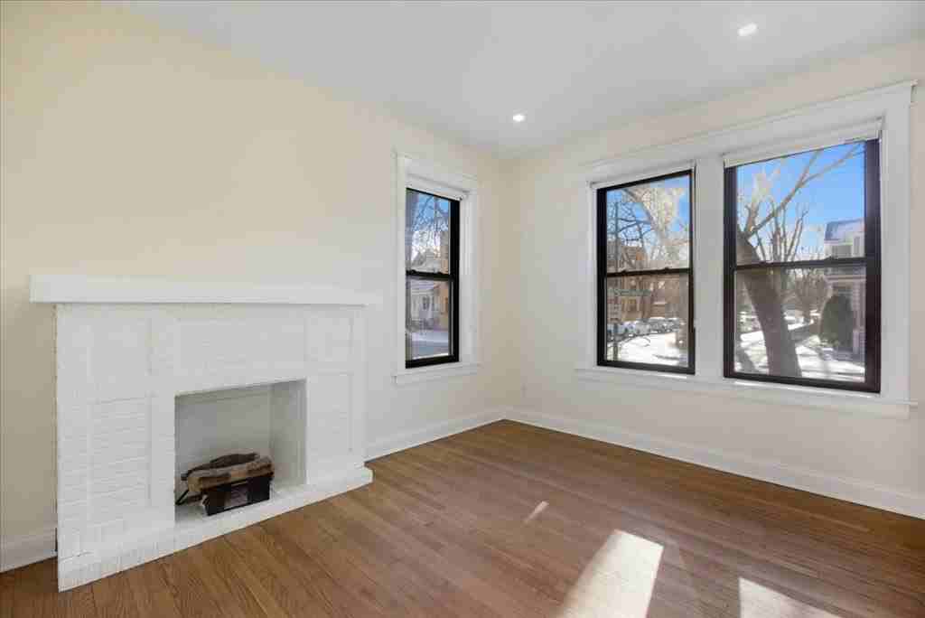 4636 N Hamilton Ave #3RF - Photo 6 of 12