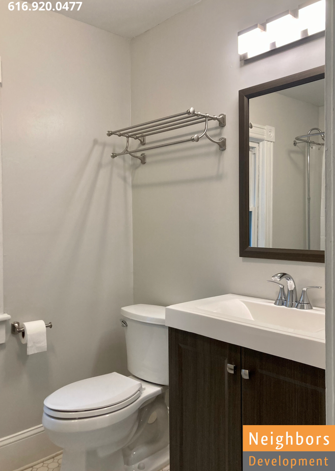 660 Kellogg St Se #1 - Photo 6 of 19