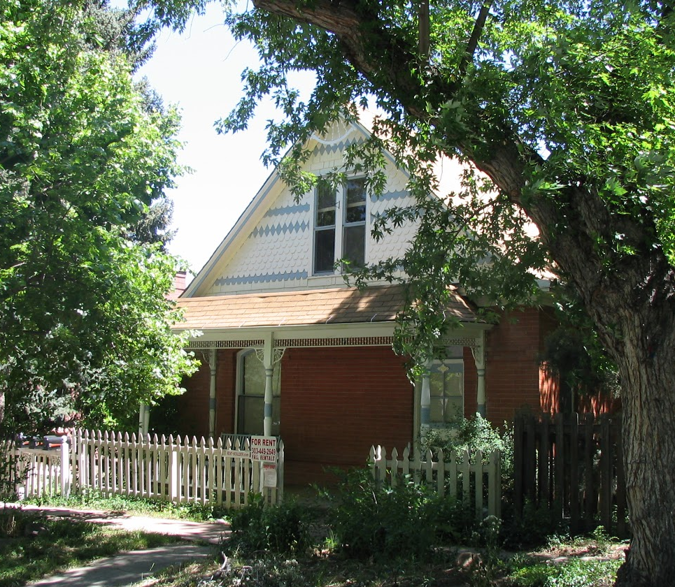704 Spruce St #C - Photo 6 of 6