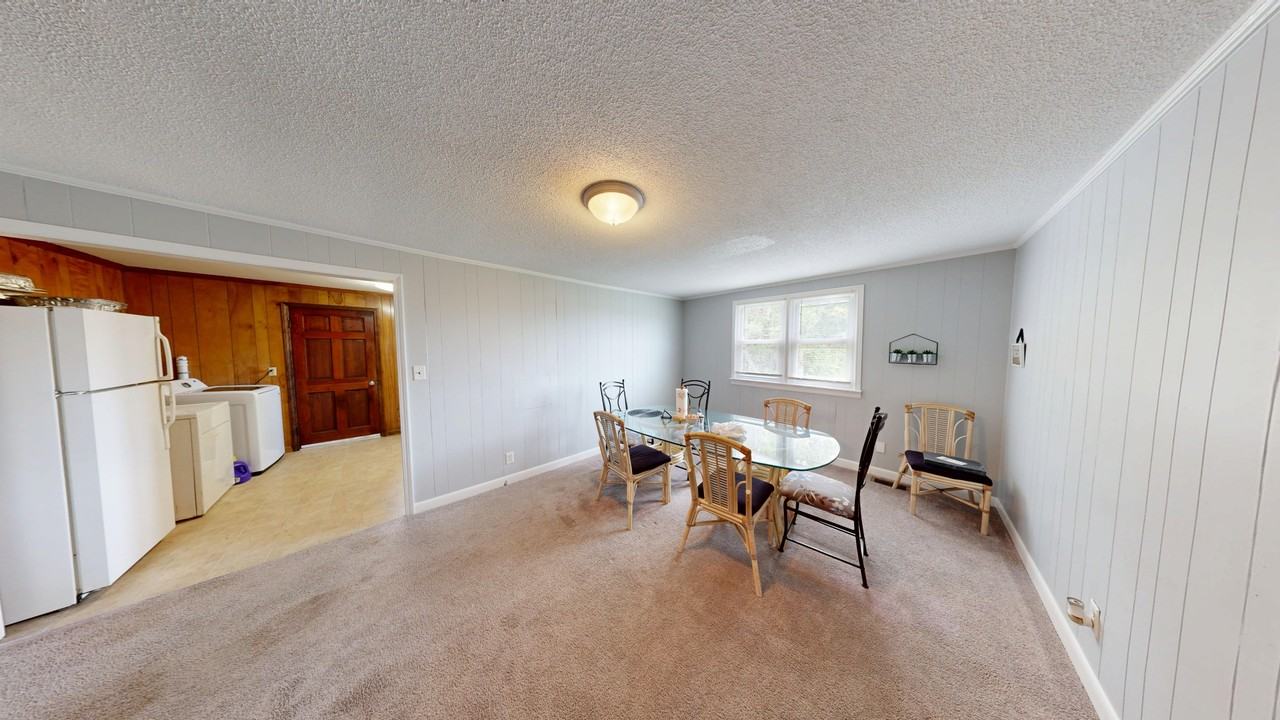 8066 Caratoke Hwy #15085329 - Photo 5 of 22