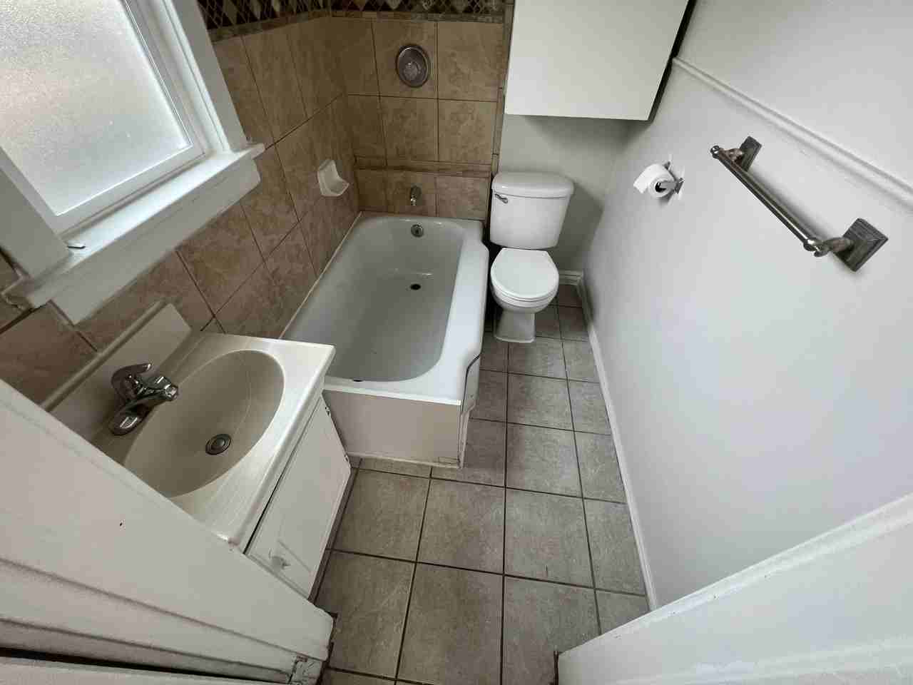 964 S James Ct - Photo 5 of 19