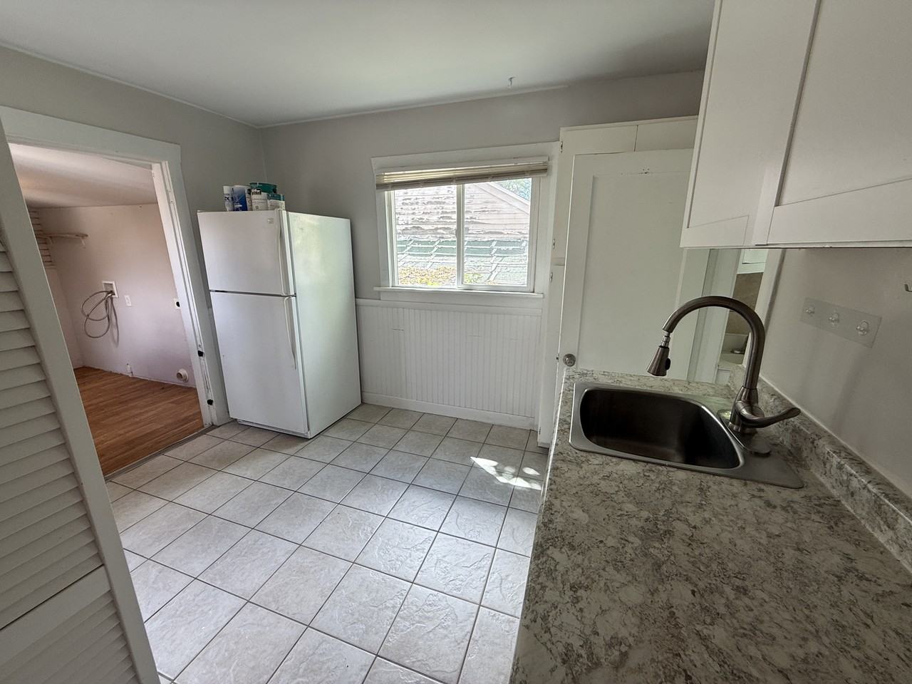 964 S James Ct - Photo 7 of 19