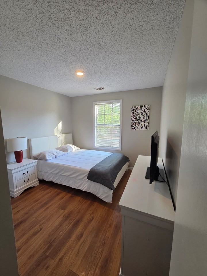 3429 Timbercreek Drive - Photo 4 of 7