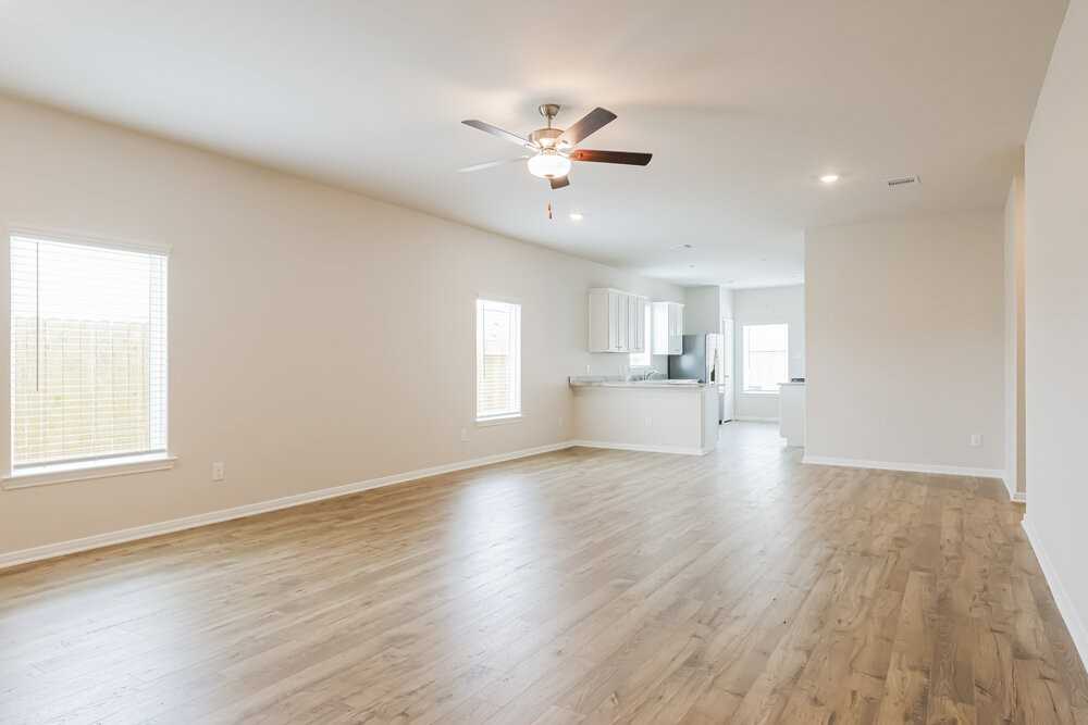 16455 Honeysuckle Hill Dr - Photo 4 of 16