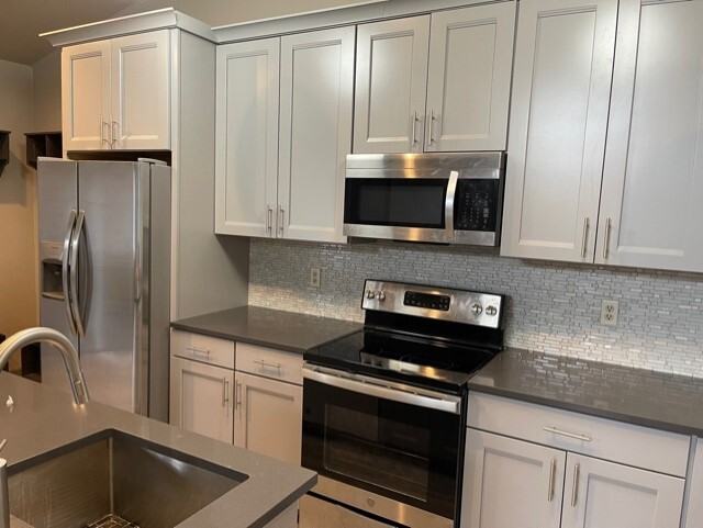 211 W Beaver Creek Blvd #A2 - Photo 6 of 17