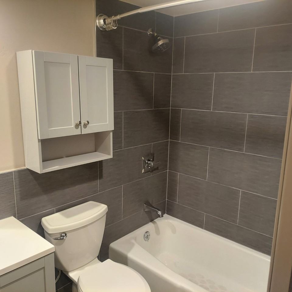211 W Beaver Creek Blvd #A2 - Photo 2 of 17