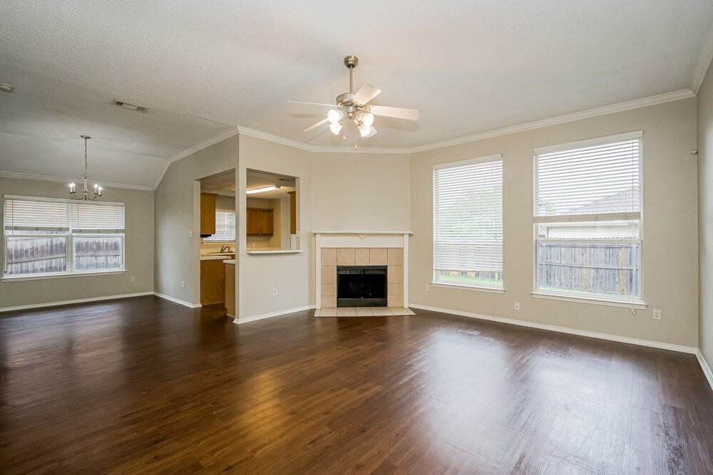 825 Mesa Vista Dr - Photo 3 of 16