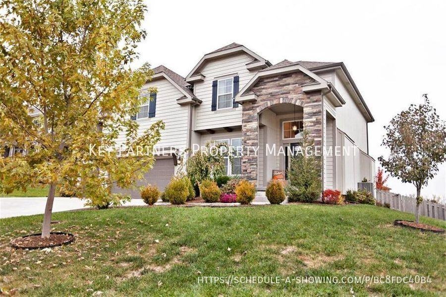 23402 W 52nd Ter - Photo 2 of 34