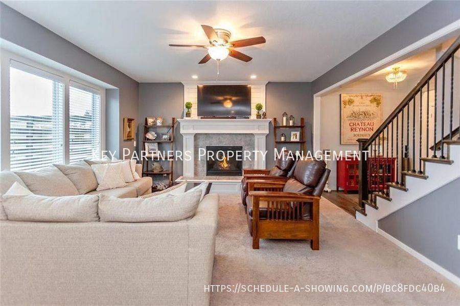 23402 W 52nd Ter - Photo 5 of 34
