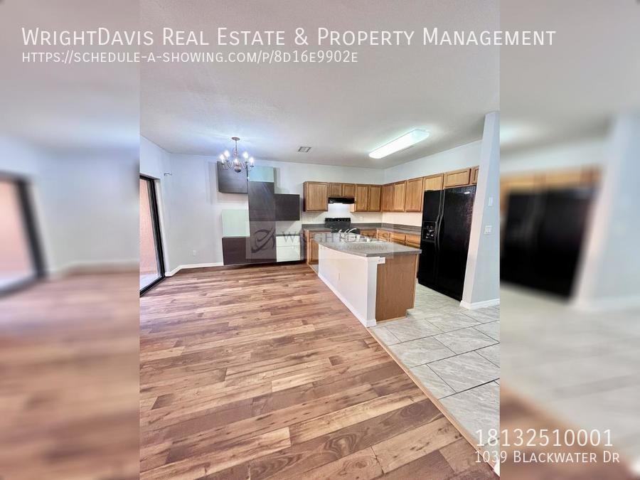 1039 Blackwater Dr - Photo 4 of 20