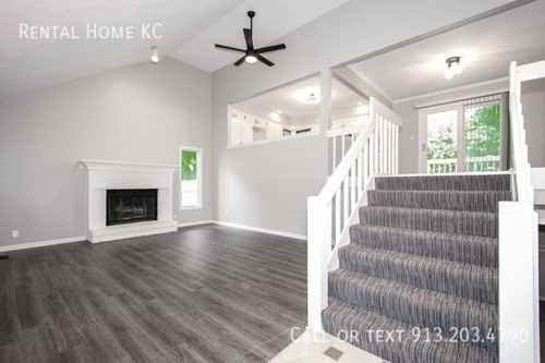 7920 W 113th Ter - Photo 7 of 37