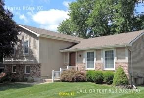 featured image of 1835 S Abbey Cir
