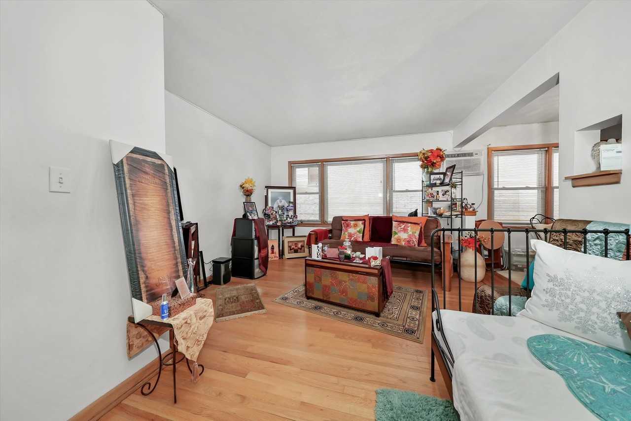 425 S Kenilworth Ave #1NW - Photo 4 of 20
