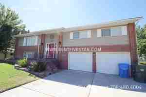 featured image of 2489 S Fairway Dr