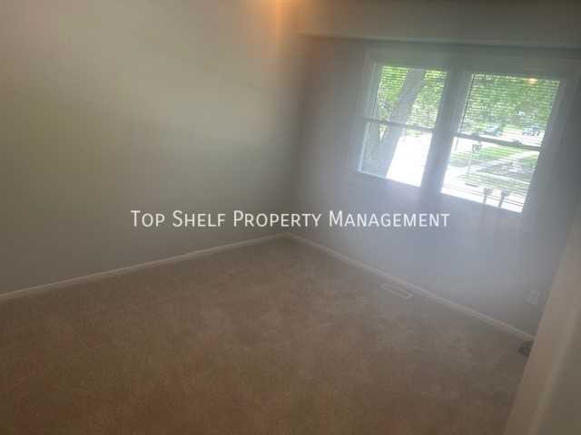 703 11th Ave Nw - Photo 6 of 20