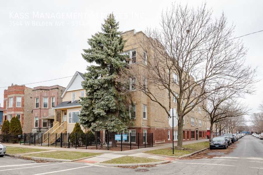 3544 W Belden Ave #3544GDN - Photo 2 of 3