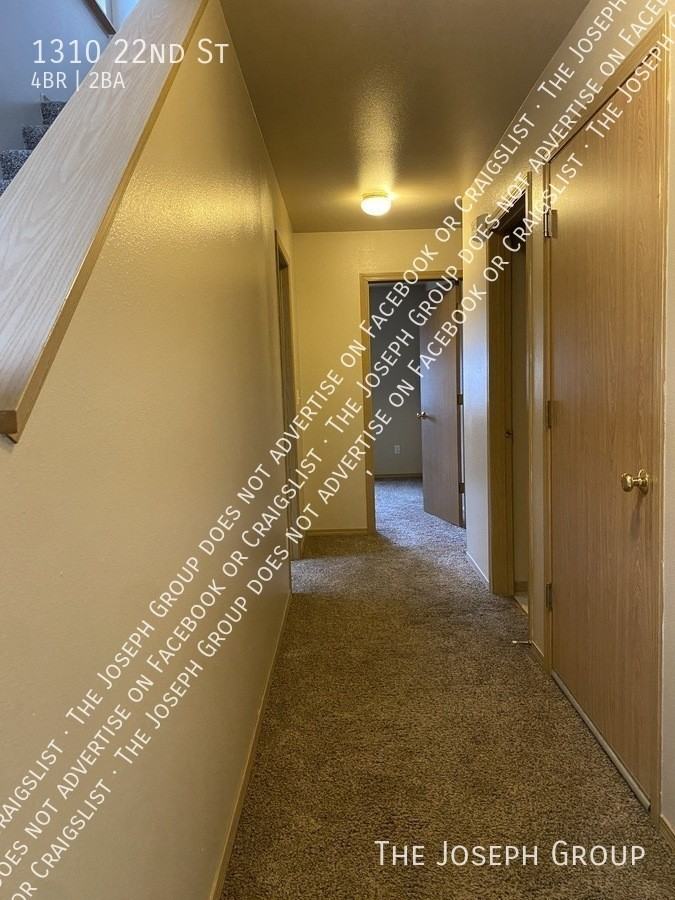 1310 22nd St - Photo 6 of 23