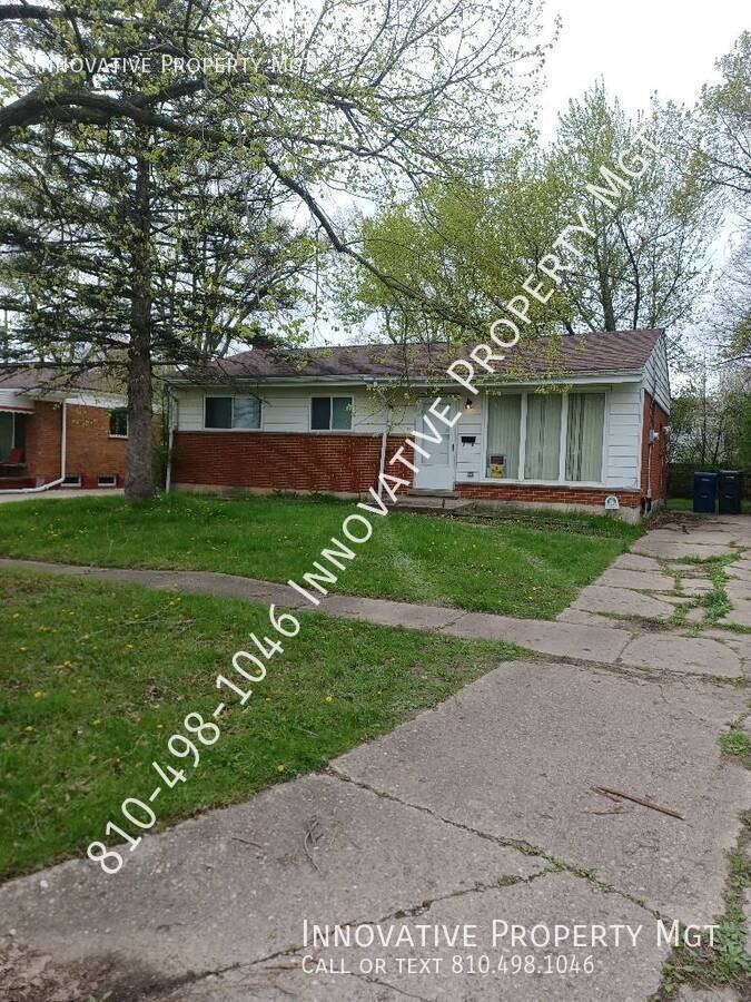 5905 Griggs Dr - Photo 2 of 32