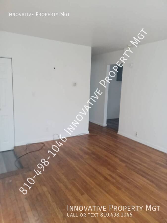 5905 Griggs Dr - Photo 5 of 32