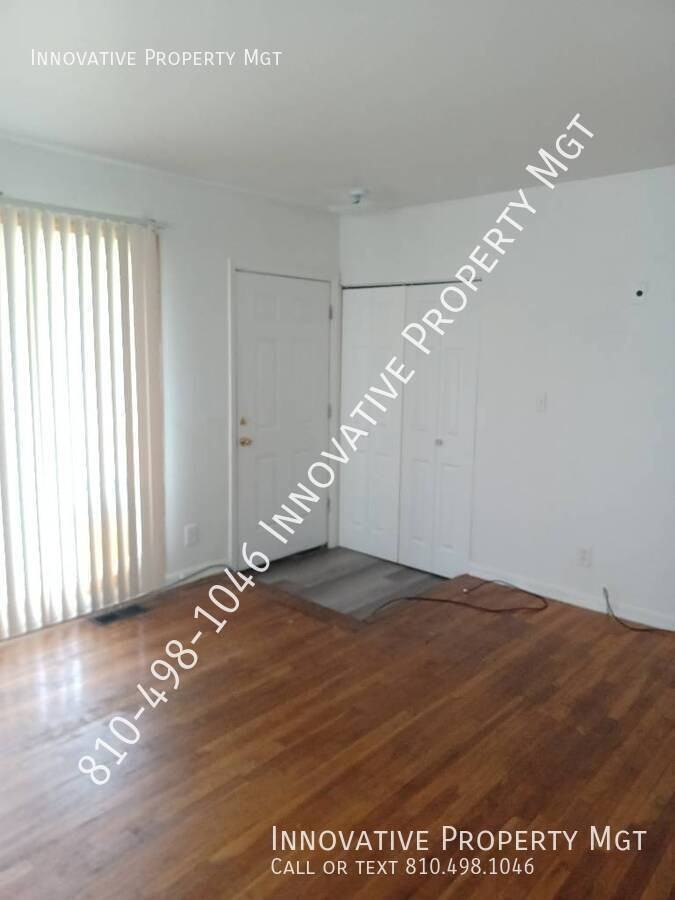 5905 Griggs Dr - Photo 6 of 32