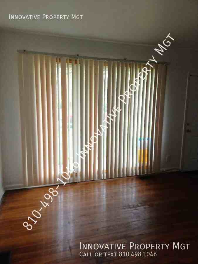 5905 Griggs Dr - Photo 7 of 32
