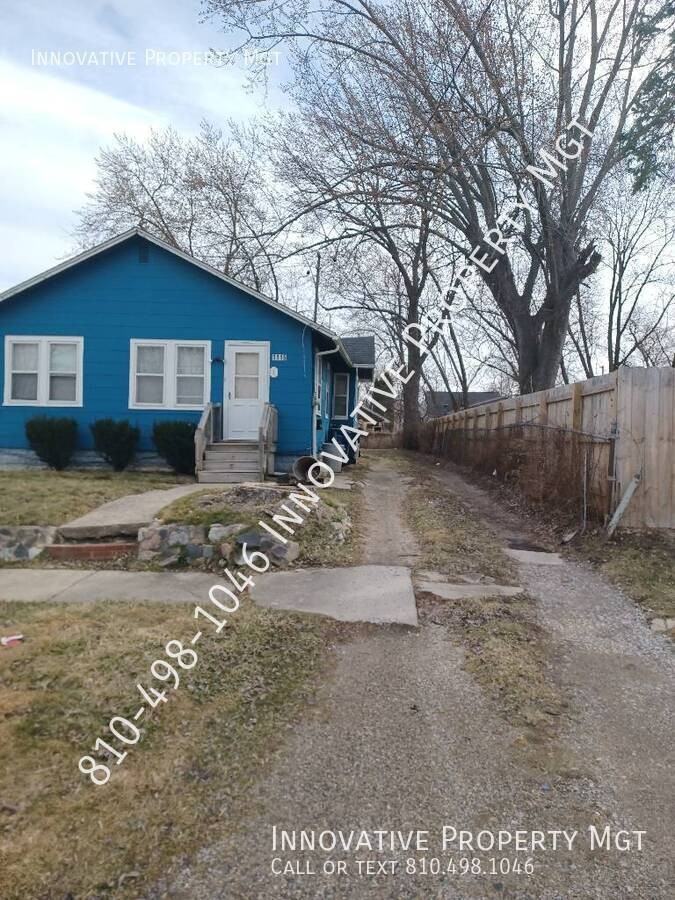 1115 Knapp Ave #2 - Photo 2 of 14