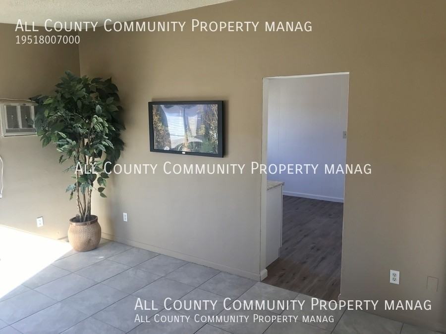 6082 Daisy Ave - Photo 7 of 17