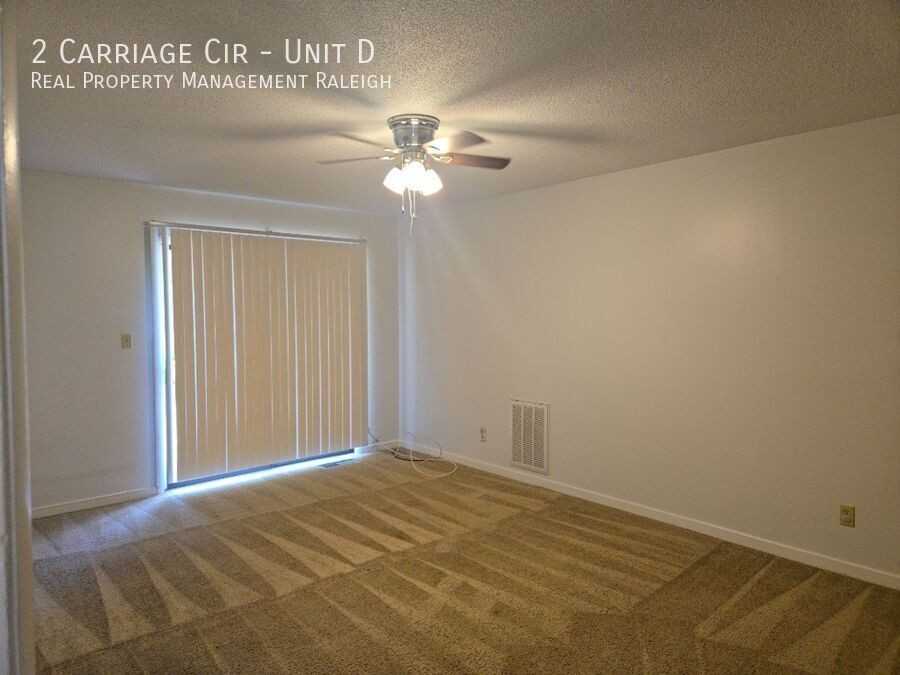 2 Carriage Cir #D - Photo 6 of 9