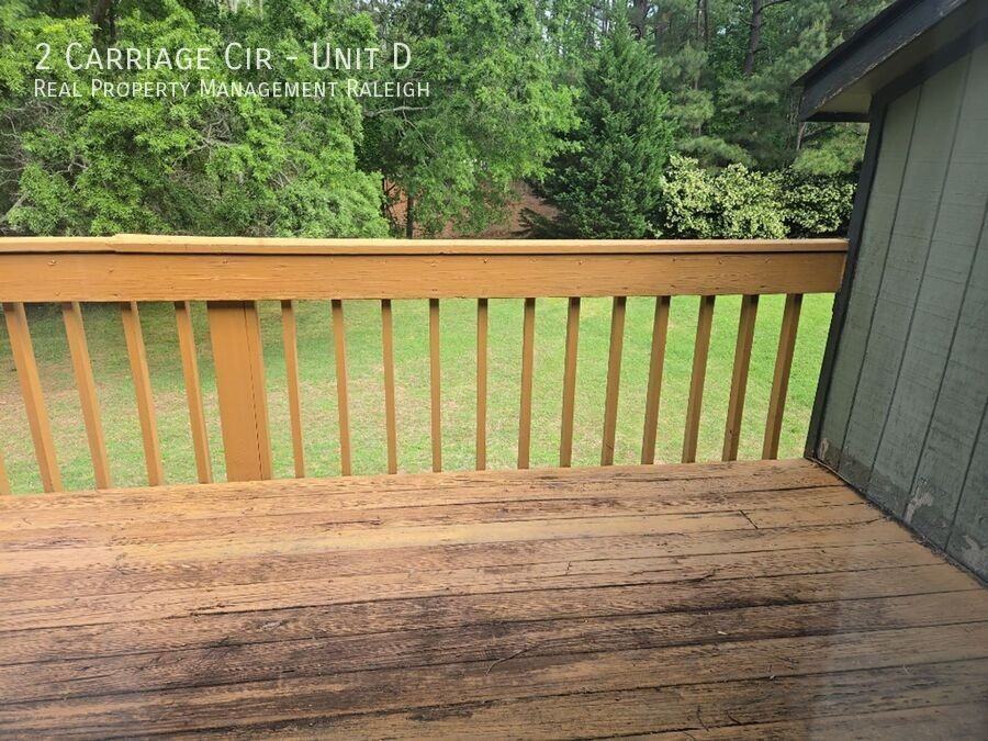 2 Carriage Cir #D - Photo 7 of 9
