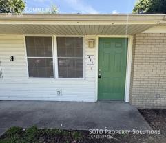 411 W Commercial St - Photo 1 of 1