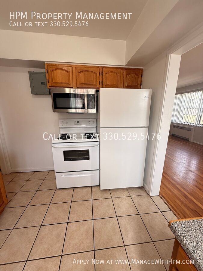 3270 Warrensville Center Rd #306COPY - Photo 3 of 11