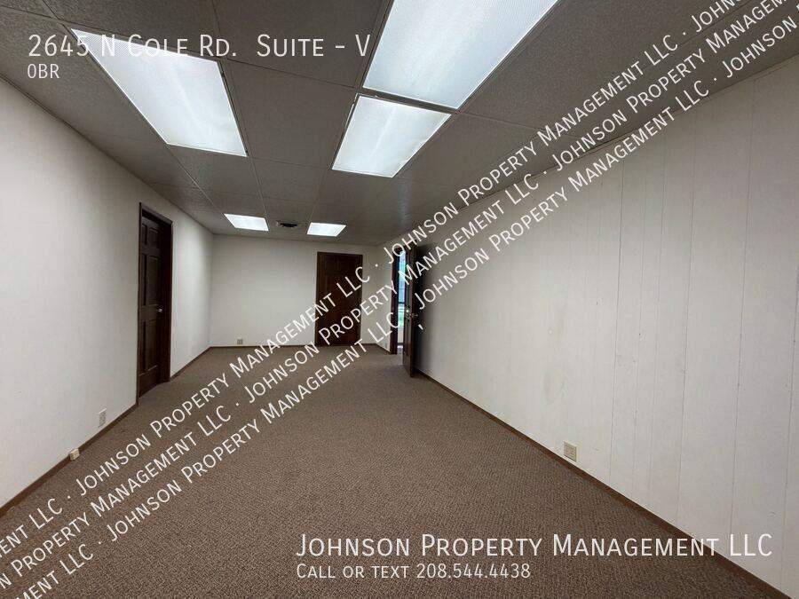 2645 N Cole Rd #V - Photo 7 of 9