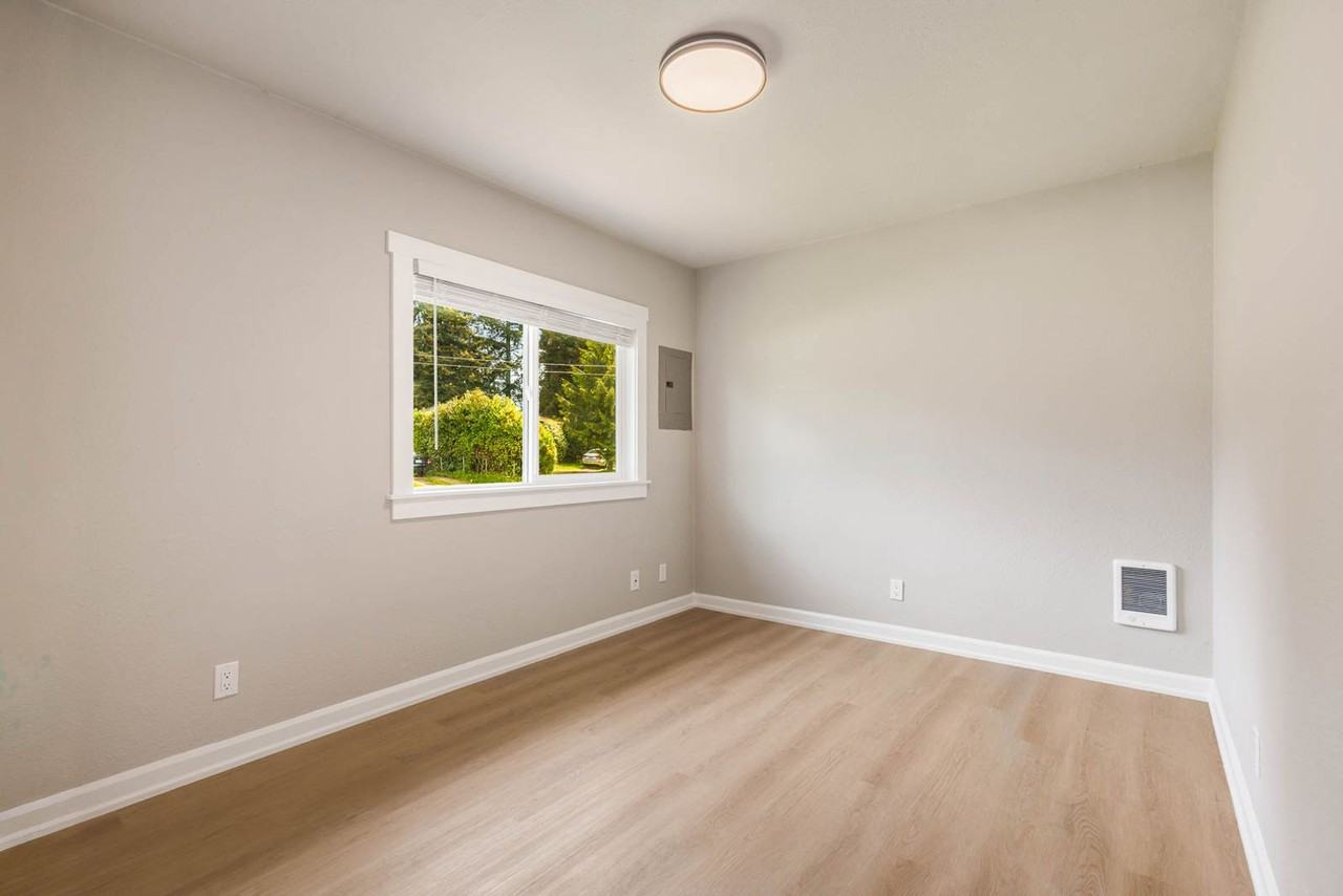 653 Index Pl Ne - Photo 5 of 20
