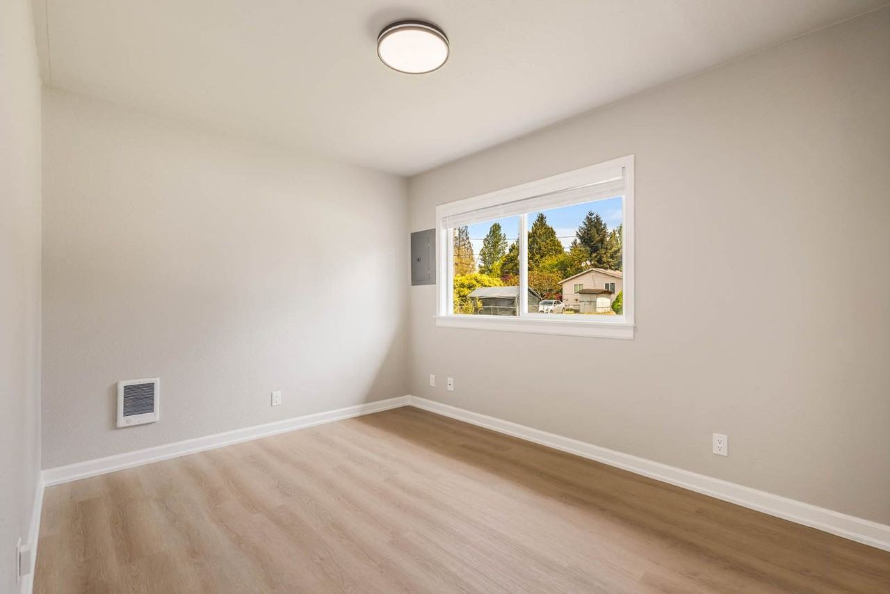 651 Index Pl Ne - Photo 7 of 21