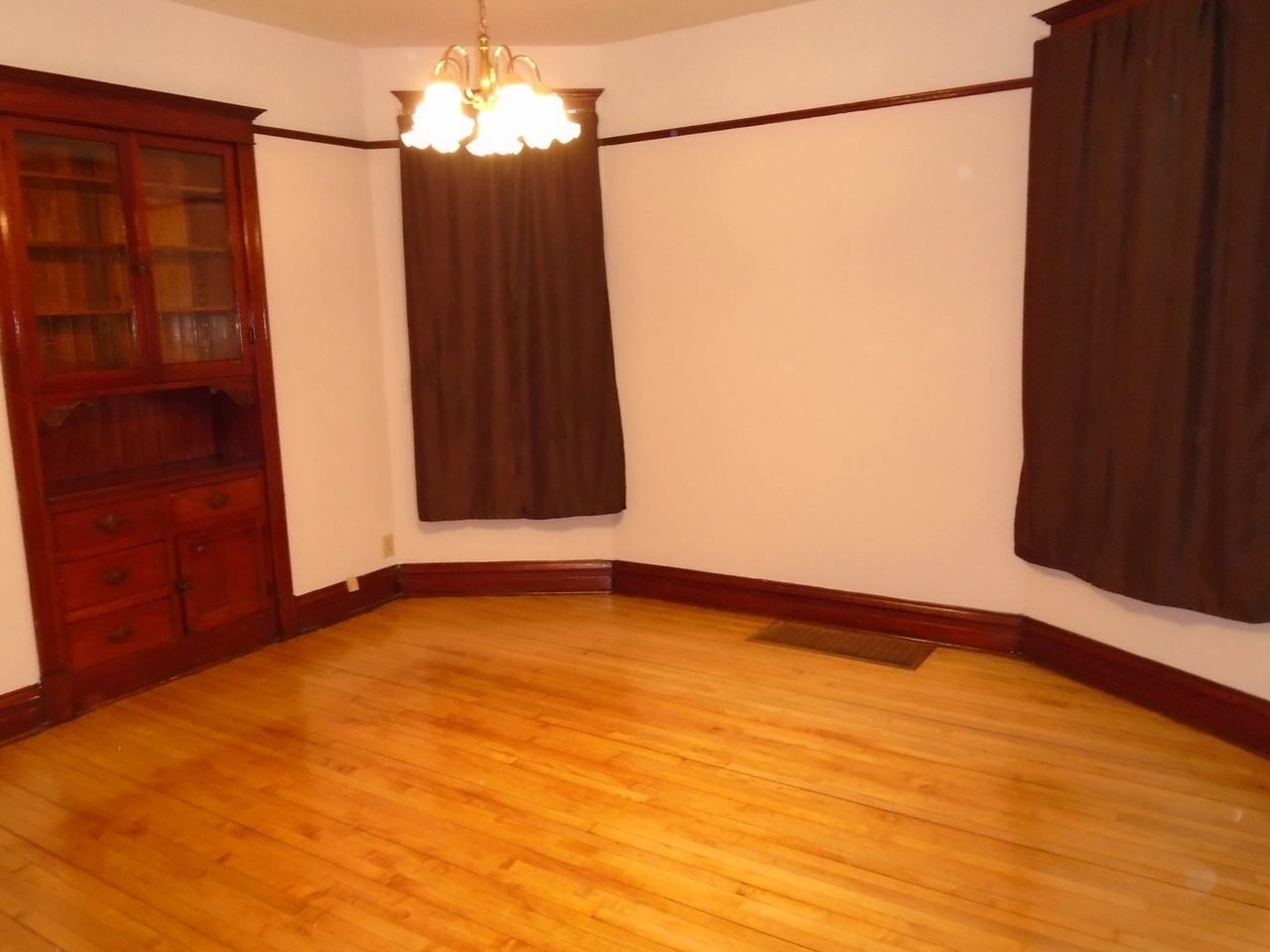 3469 N Kedzie Ave #1 - Photo 6 of 16